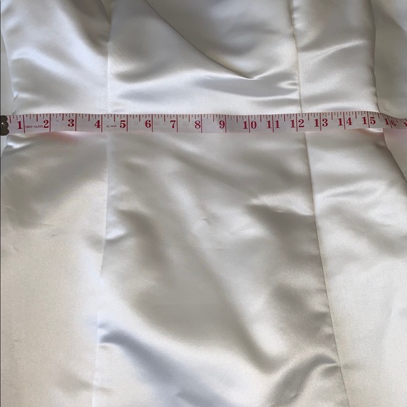 👰🏾♀️Retro•Fabulous•Breakfast @ Tiffany’seque Classic low back wedding dress - Picture 5 of 9